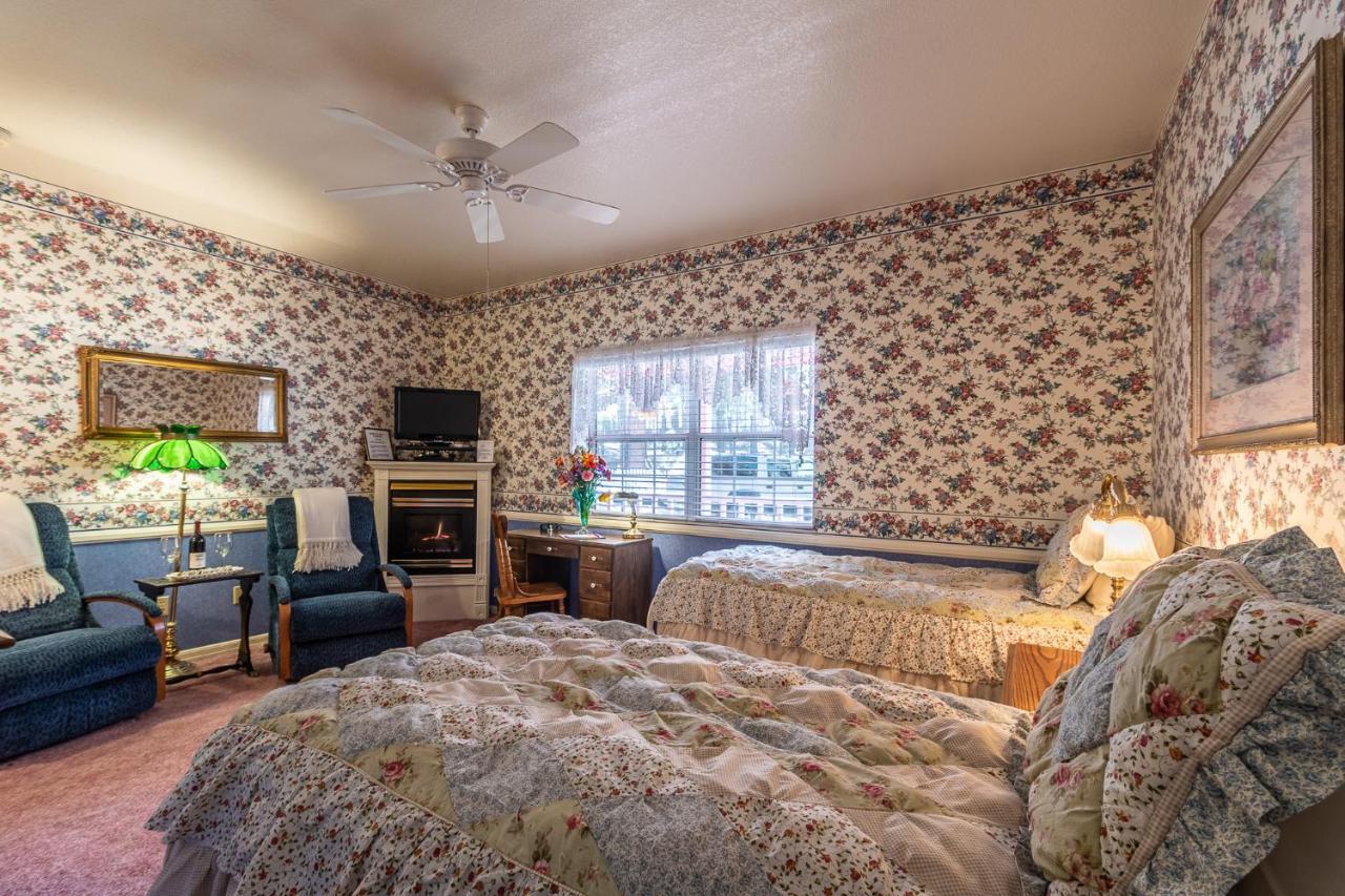 Apples Bed And Breakfast Inn Big Bear Lake Ngoại thất bức ảnh
