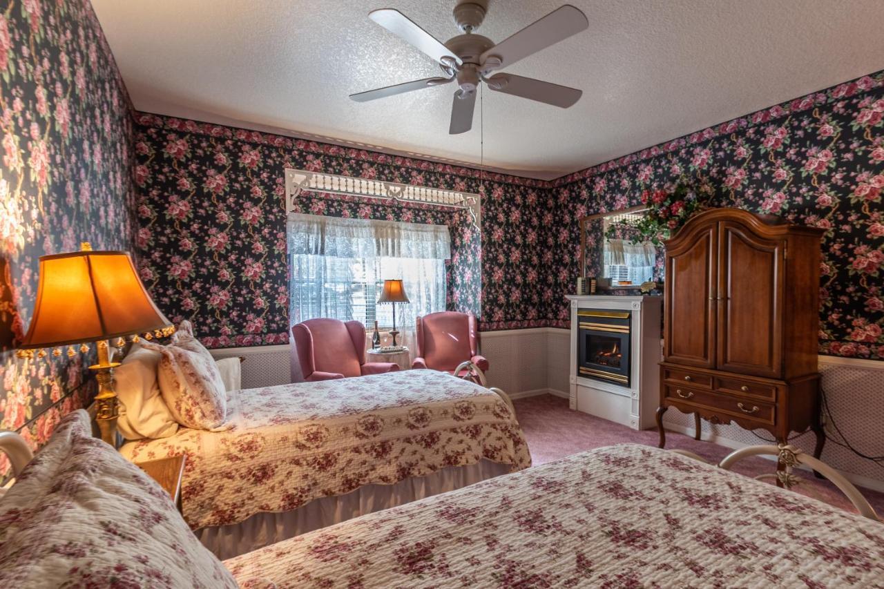 Apples Bed And Breakfast Inn Big Bear Lake Ngoại thất bức ảnh