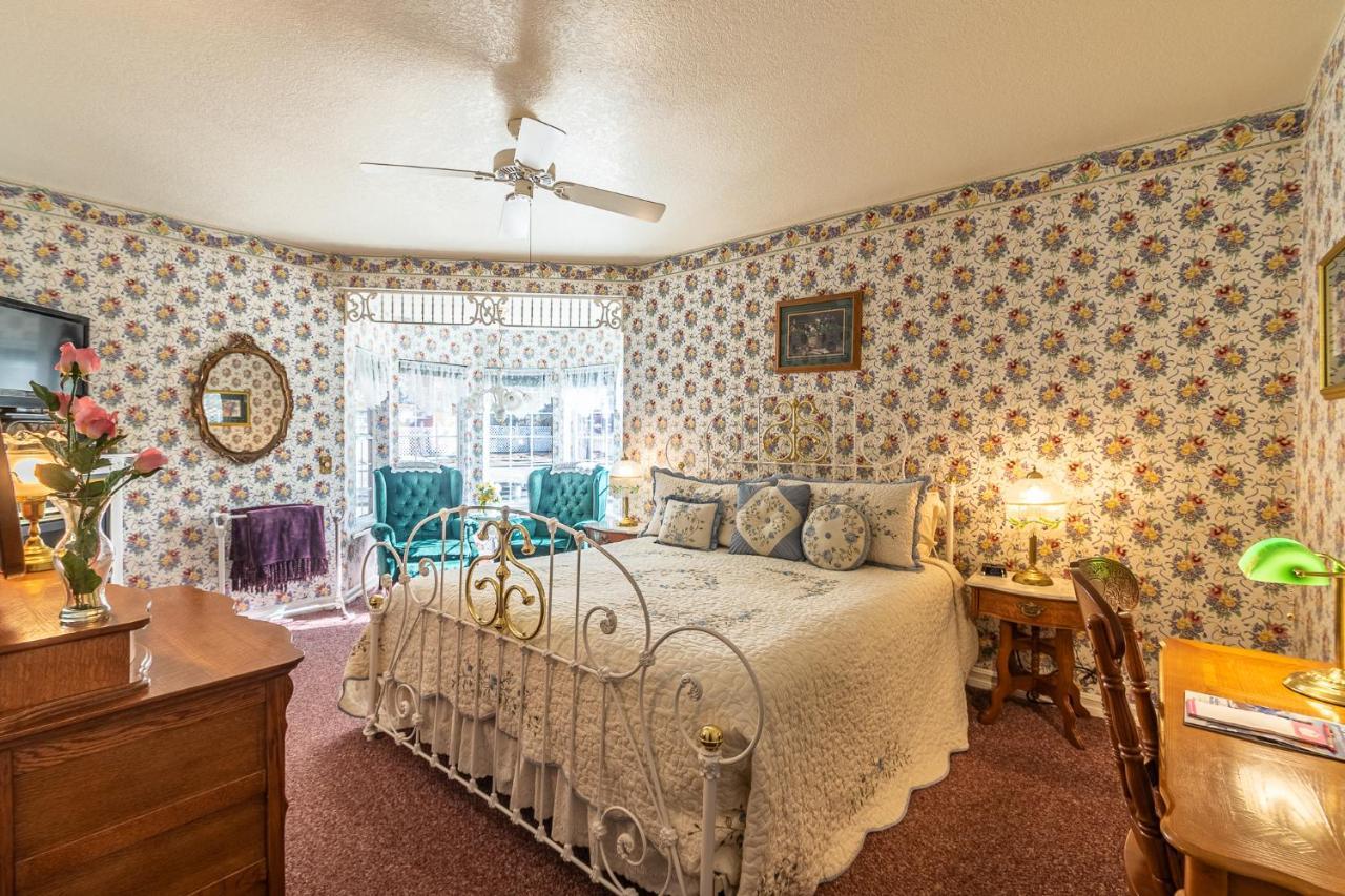 Apples Bed And Breakfast Inn Big Bear Lake Ngoại thất bức ảnh