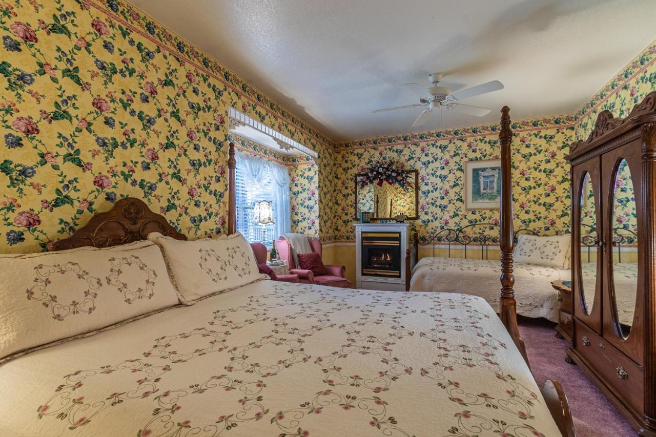 Apples Bed And Breakfast Inn Big Bear Lake Ngoại thất bức ảnh