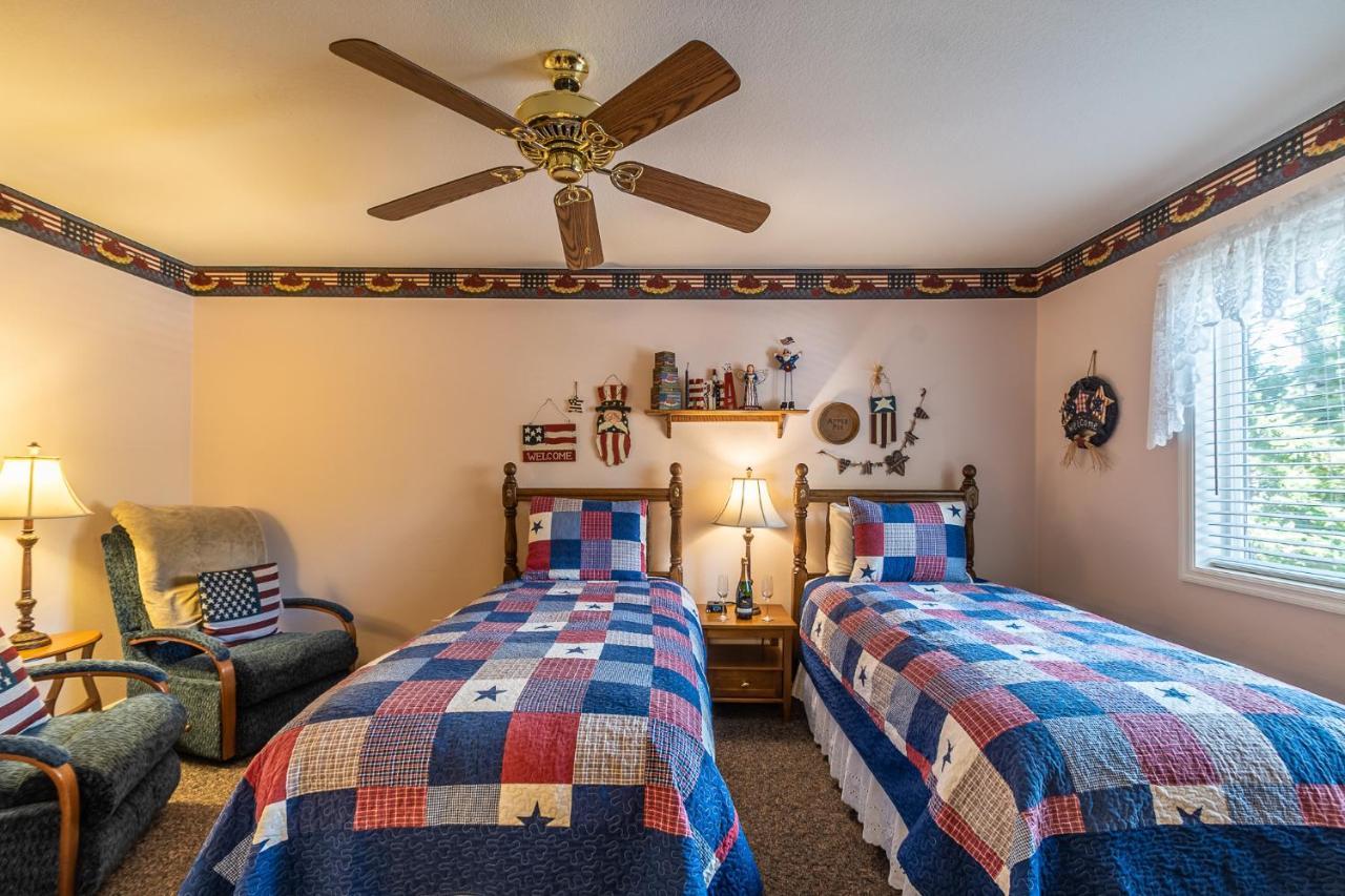 Apples Bed And Breakfast Inn Big Bear Lake Ngoại thất bức ảnh