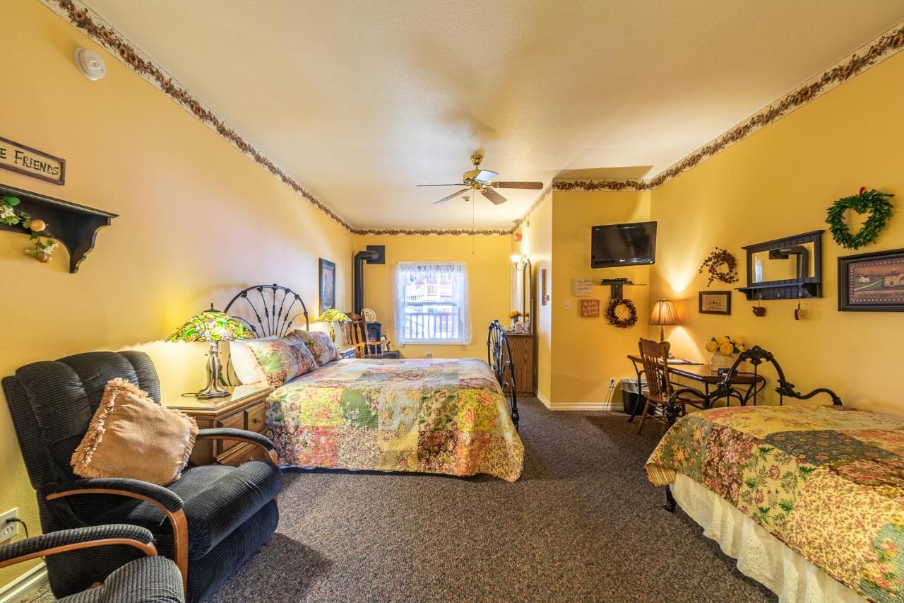 Apples Bed And Breakfast Inn Big Bear Lake Ngoại thất bức ảnh